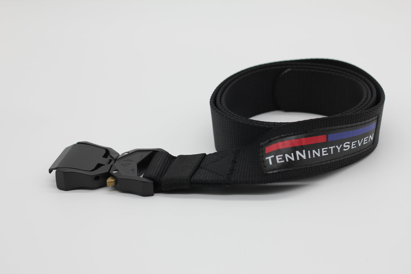 Cobra belt with easy adjust buckle